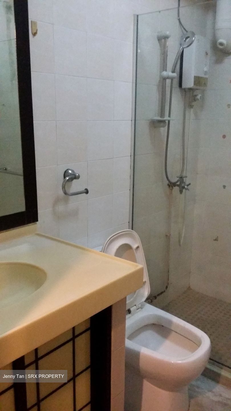 Blk 279 Toh Guan View (Jurong East), HDB 5 Rooms #629760751